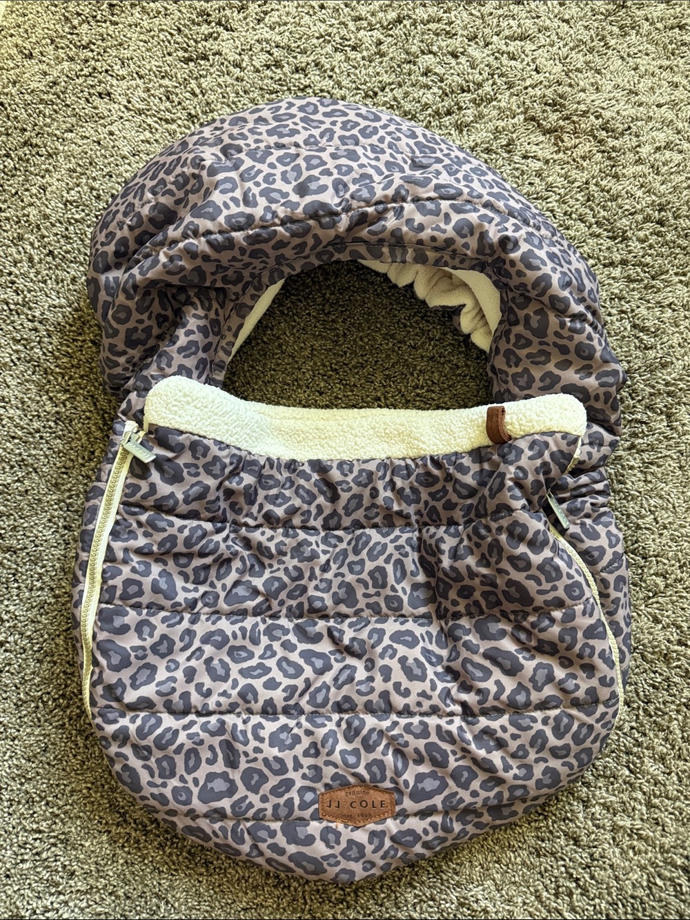 JJ Cole Leopard Print Infant Car Seat Cover - Cream Sherpa